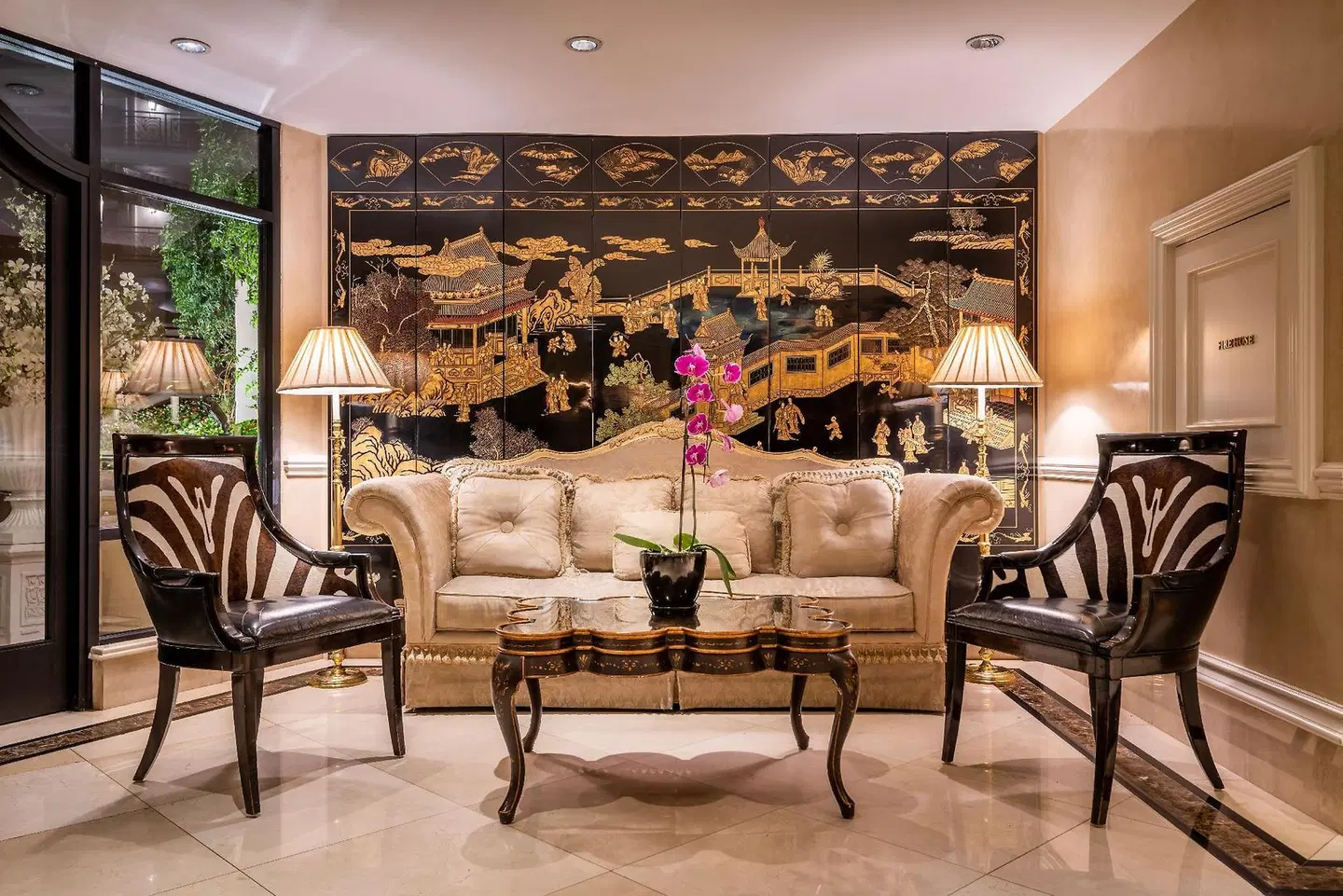 Beverly Hills Plaza Hotel LOUNGE_LOBBY