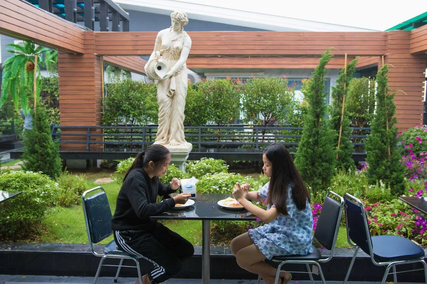B-YourHome Don Mueang Terrasse