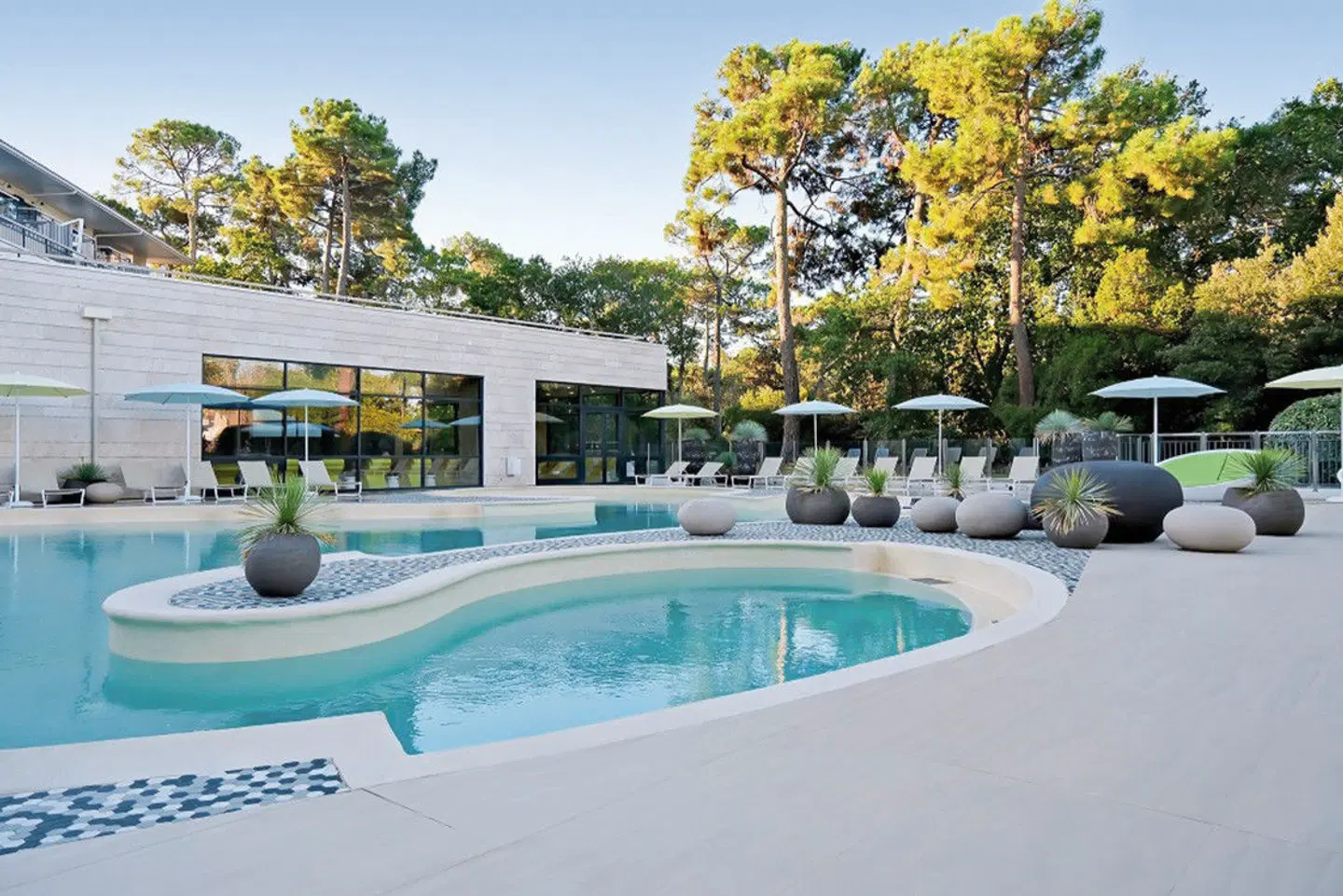 Thalazur Arcachon OUTDOOR_POOL