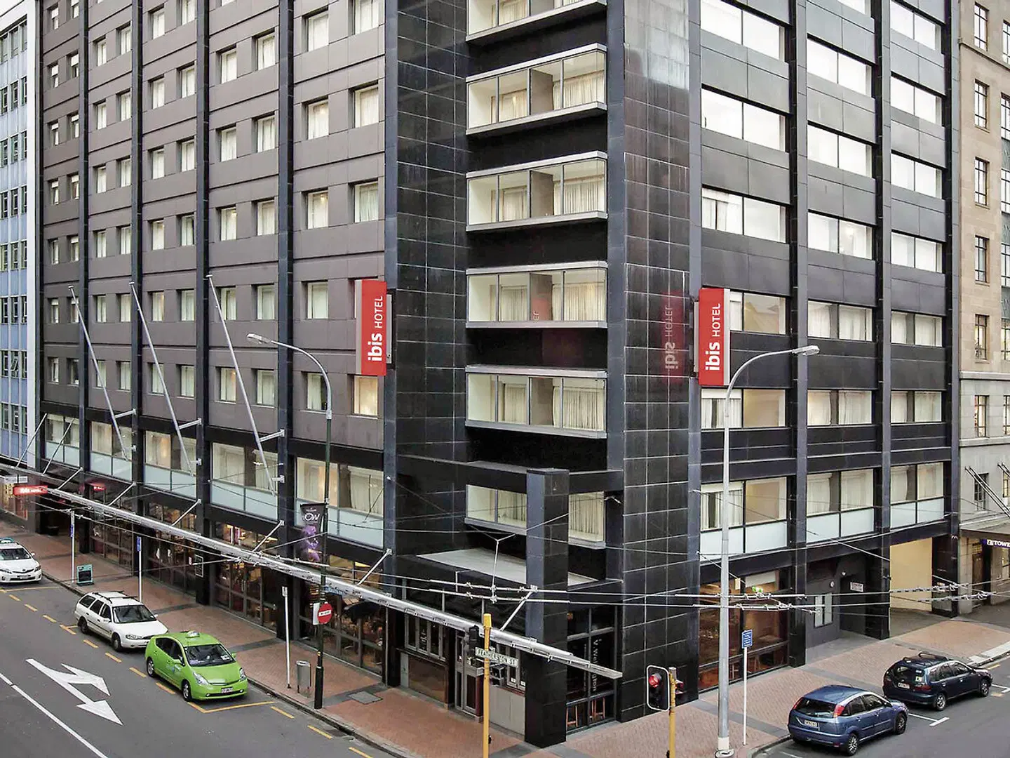 ibis Wellington EXTERIOR