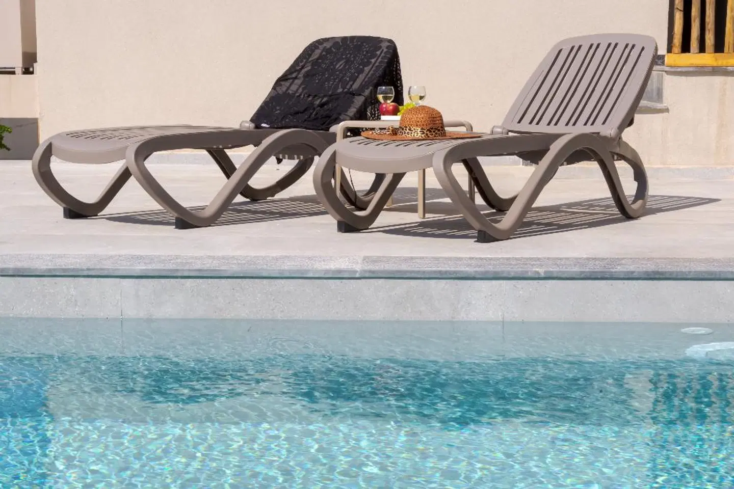 Casa D'Oro Suites by Estia PEOPLE