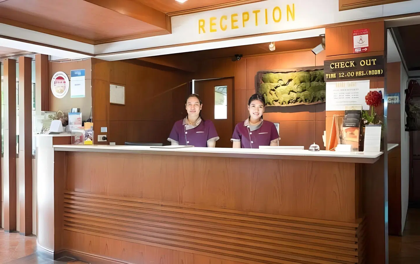 Royal Ivory Nana LOUNGE_LOBBY