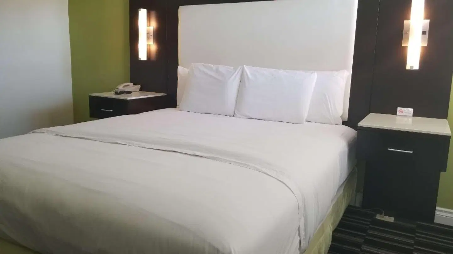 SureStay Hotel By Best Western Beverly Hills ROOM_EXAMPLE