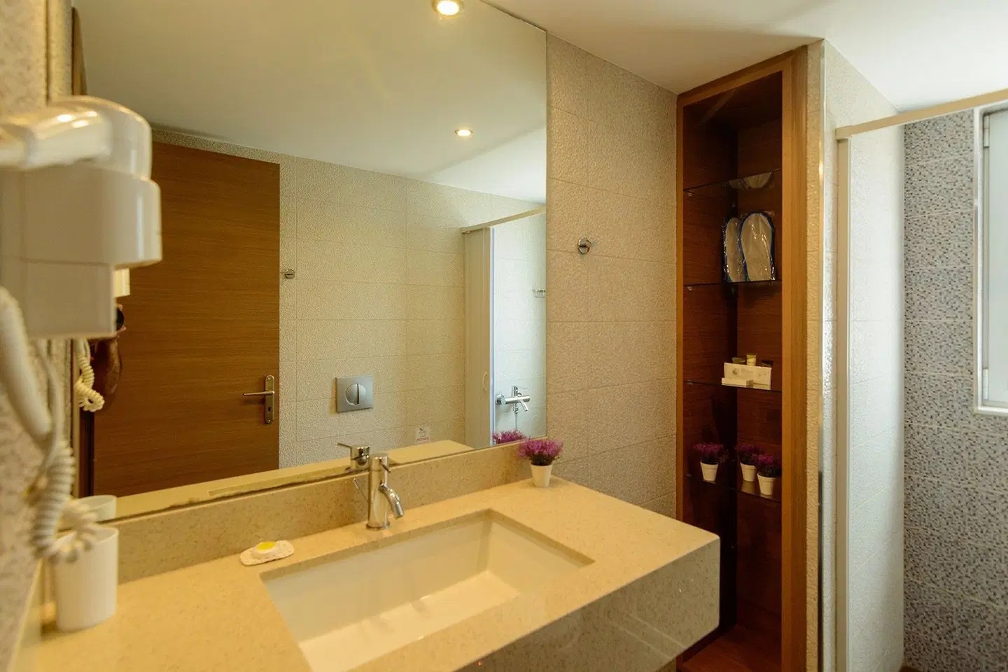 Relax Hotel Badezimmer