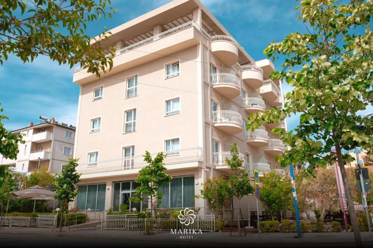 Hotel Marika EXTERIOR