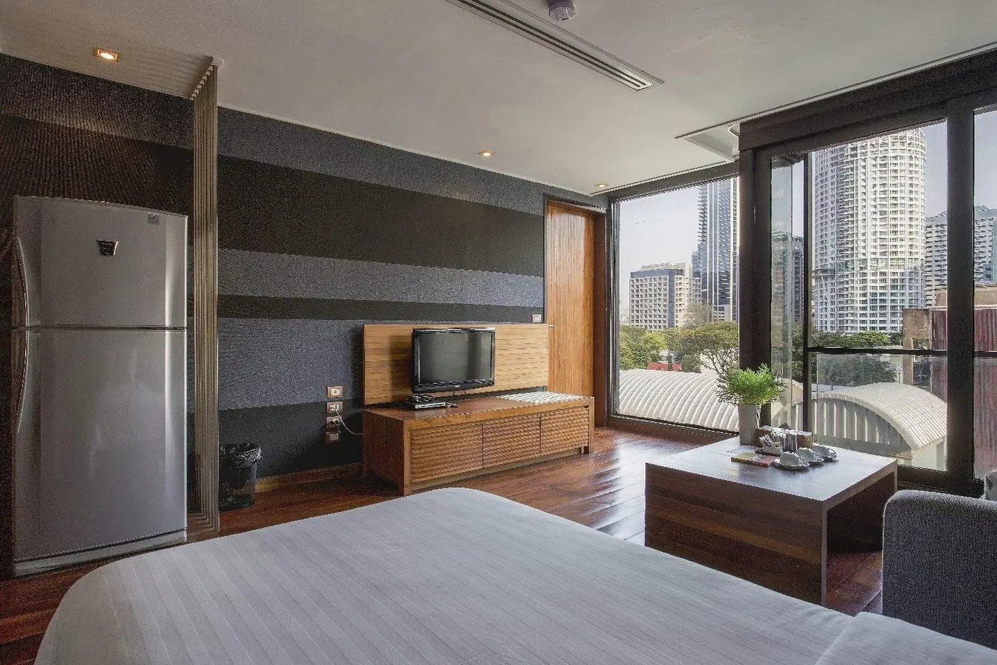 Luxx XL at Langsuan ROOM_EXAMPLE
