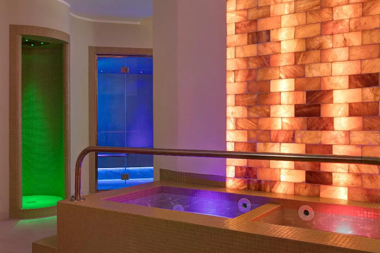 Les Sables Noirs & Spa Badezimmer
