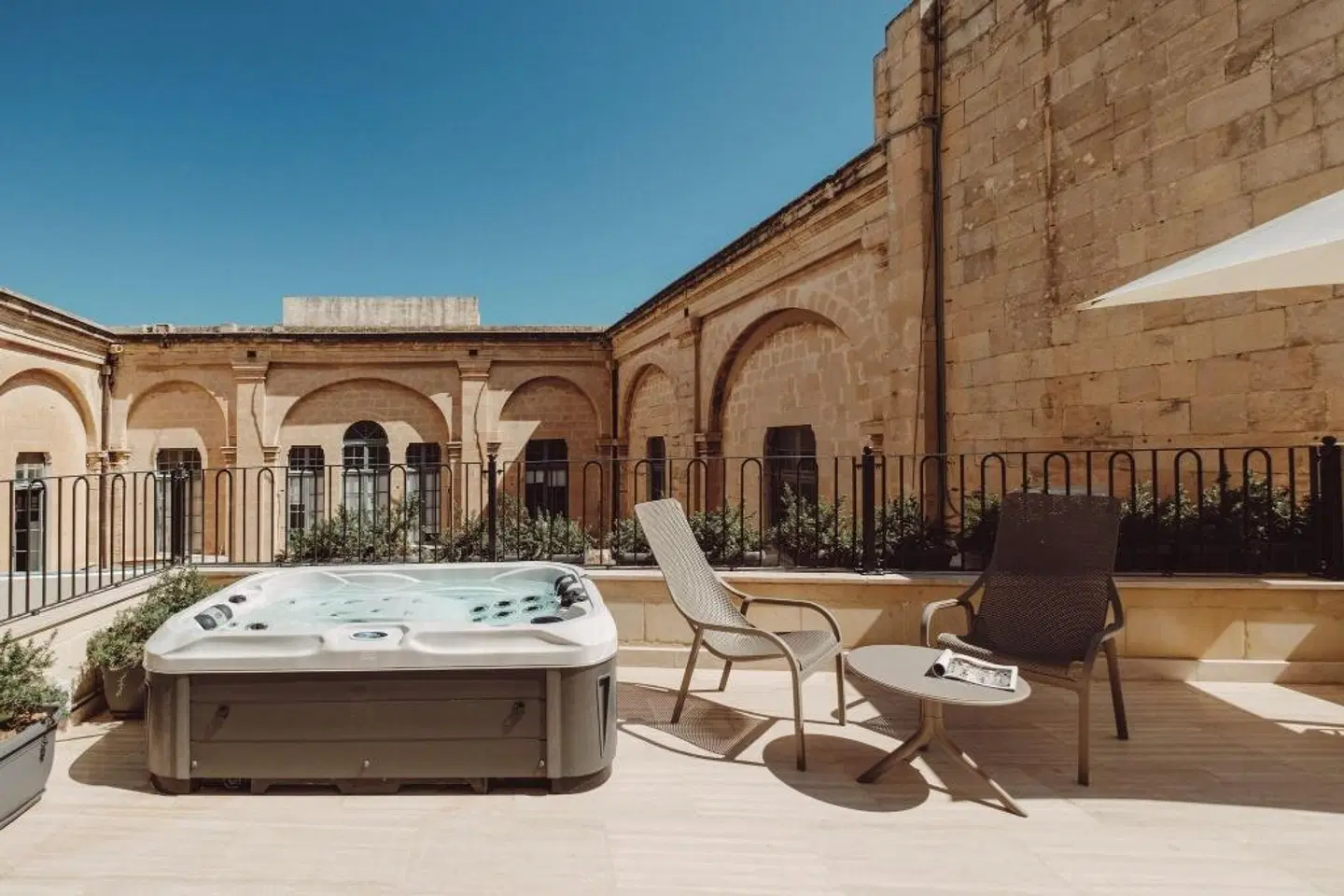 San Karlu Hotel Terrasse