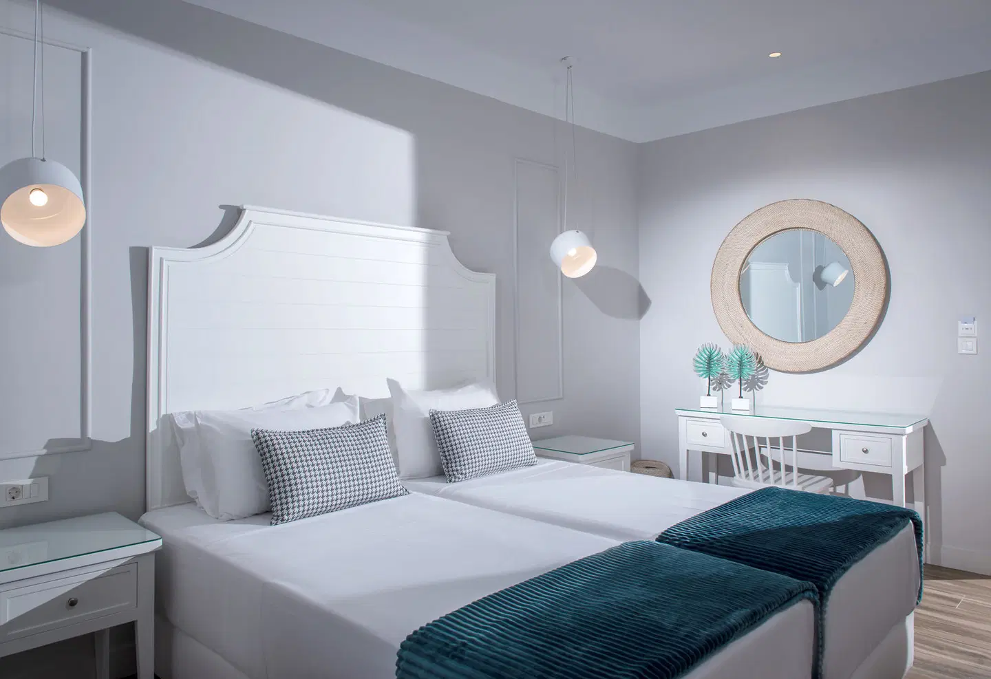 Mari - Kristin Hotel ROOM_EXAMPLE