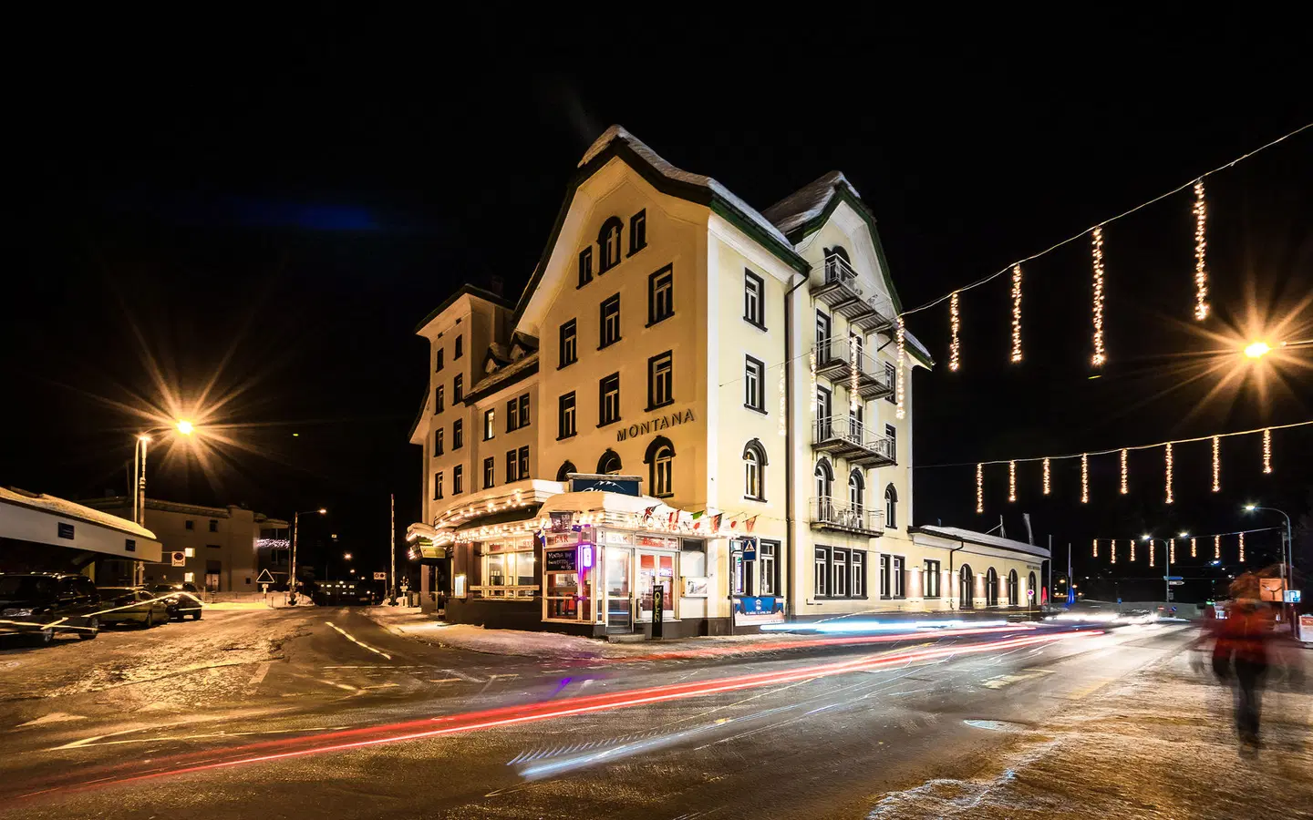 Hotel Montana EXTERIOR