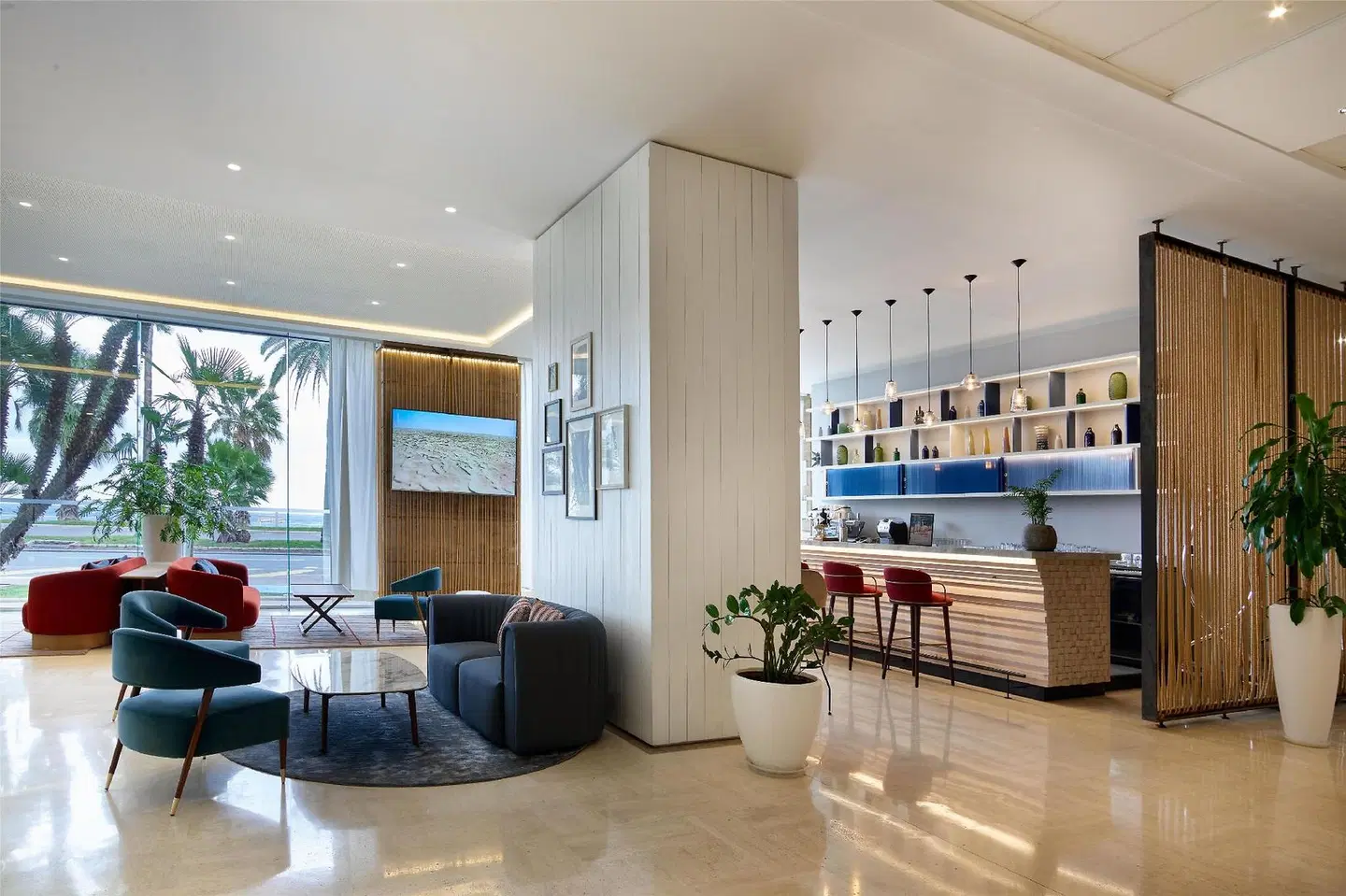 Radisson Blu Hotel, Nice BAR