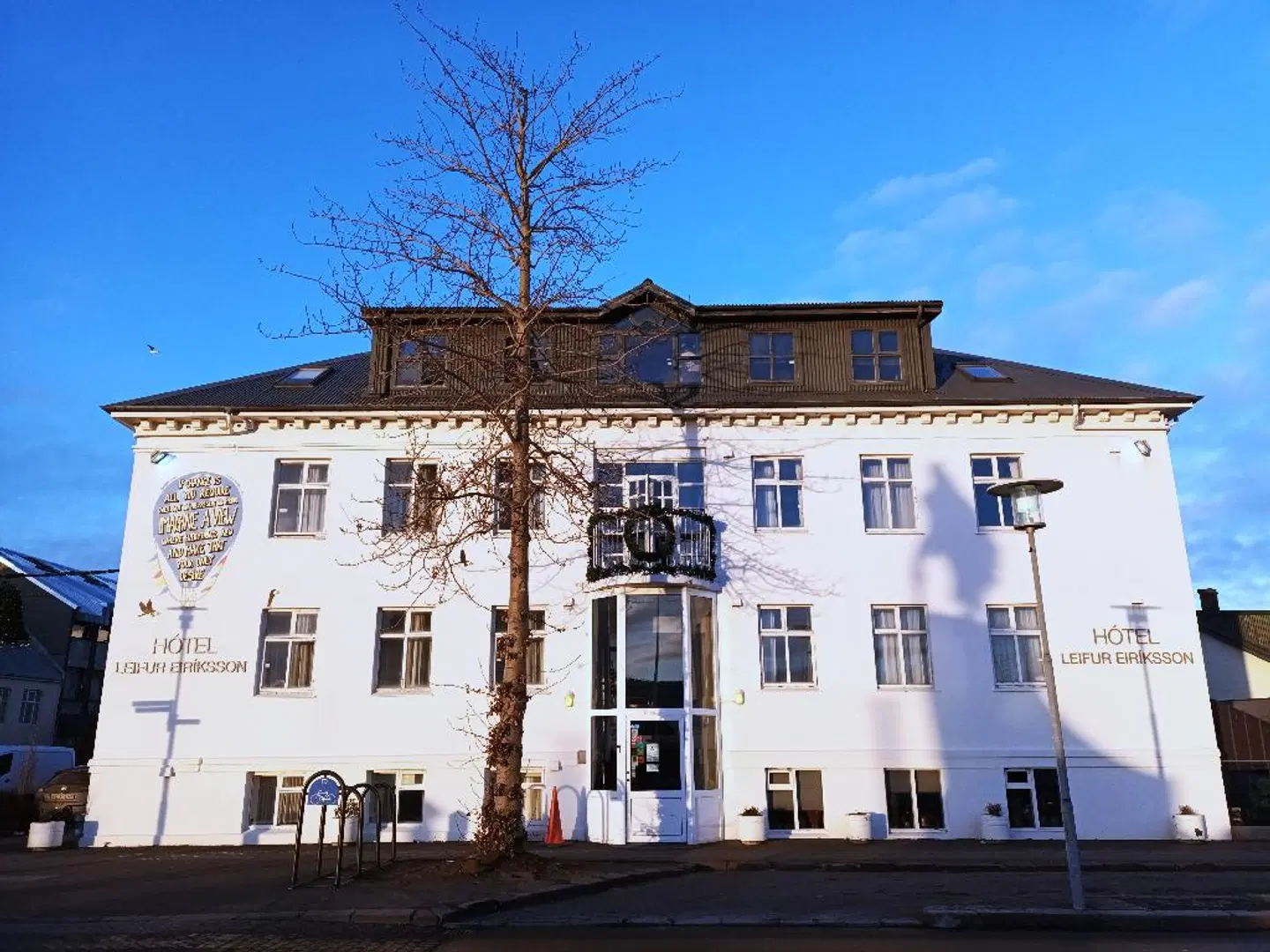 Leifur Eiriksson EXTERIOR