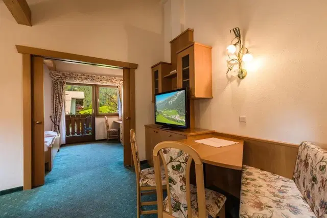 Berghotel ROOM_EXAMPLE