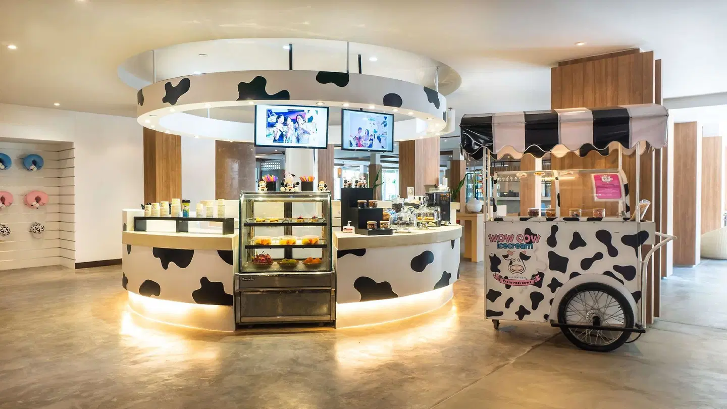 Radisson Resort and Suites Phuket LOUNGE_LOBBY