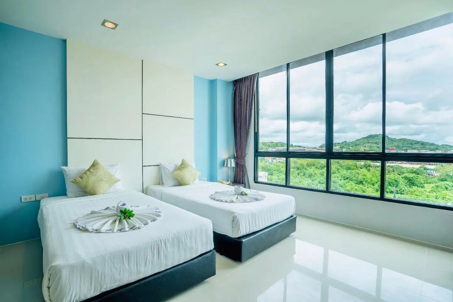 CA Residence ROOM_EXAMPLE