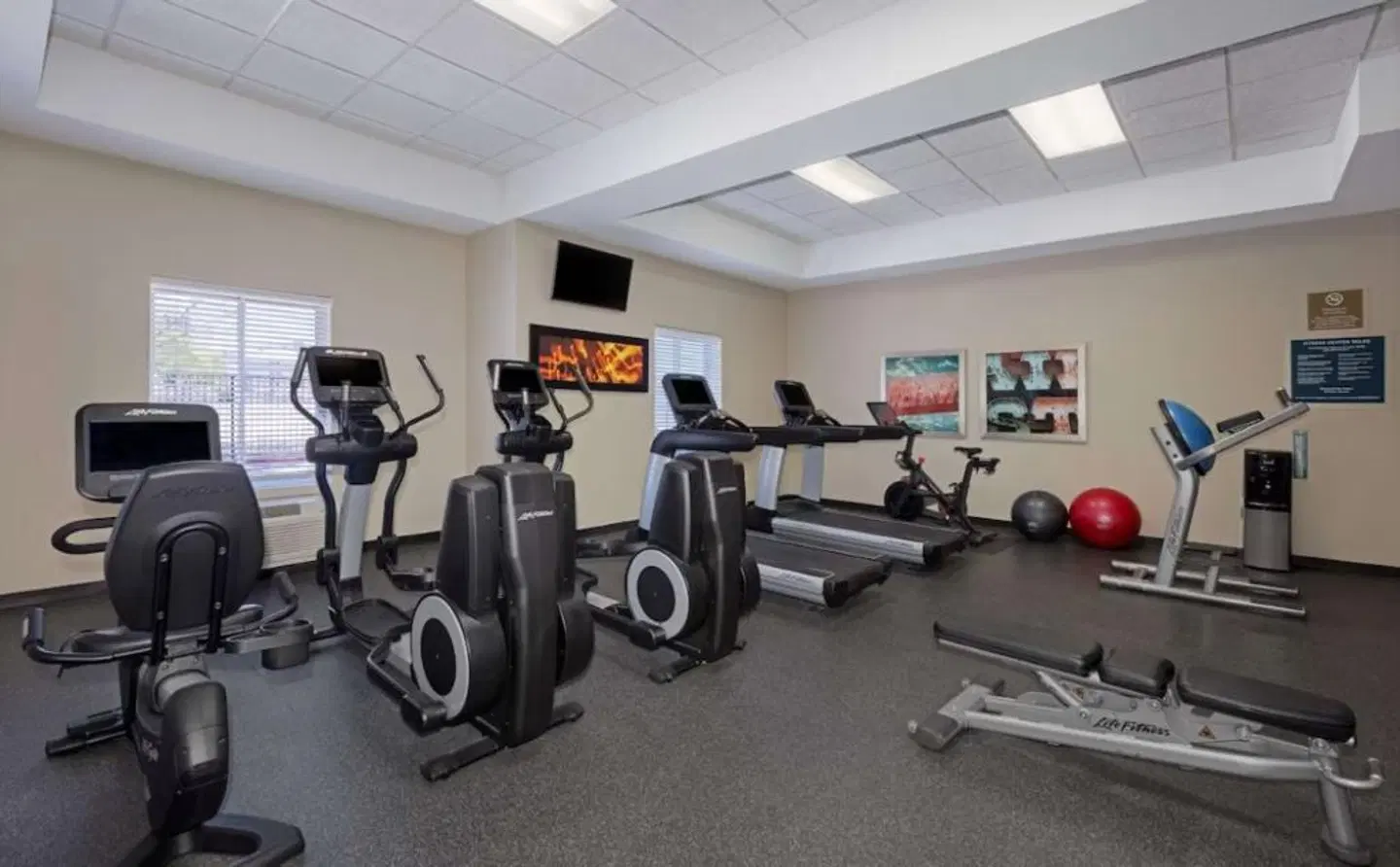 DoubleTree by Hilton Las Vegas East Flamingo SPORTS_AND_LEISURE