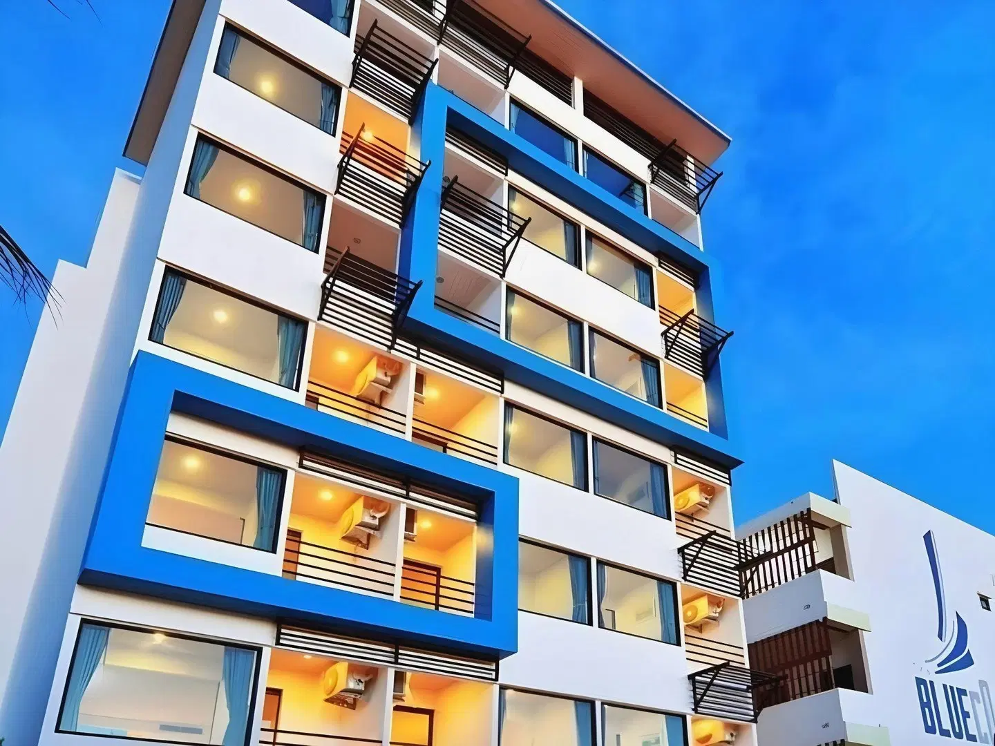 The BluEco Hotel EXTERIOR