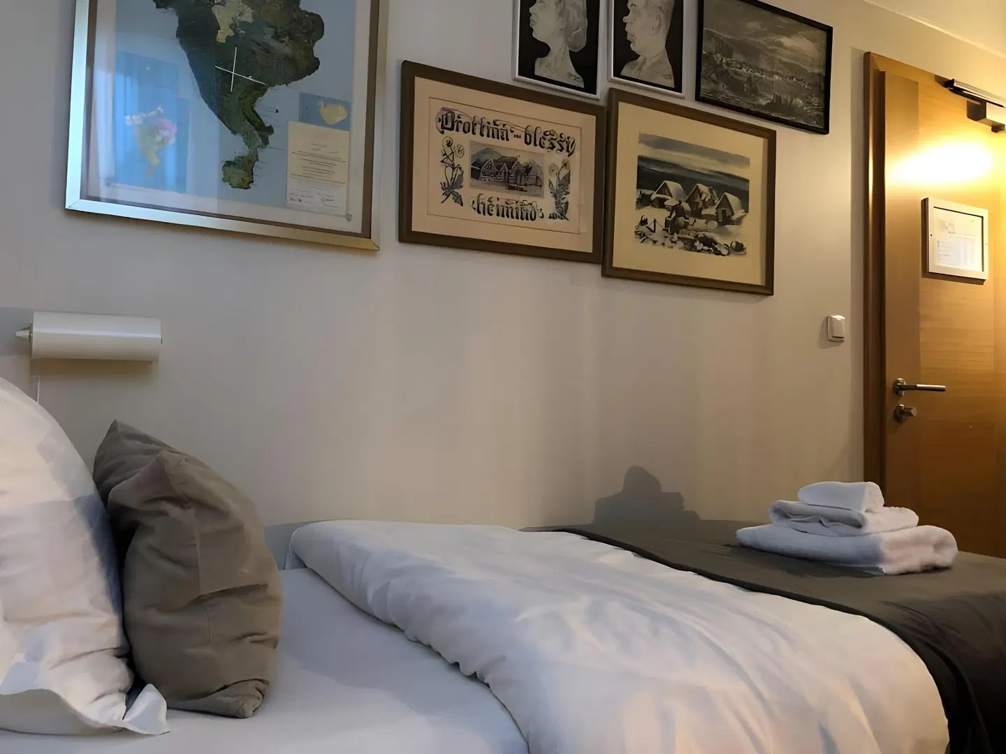 Snorri's Guesthouse ROOM_EXAMPLE