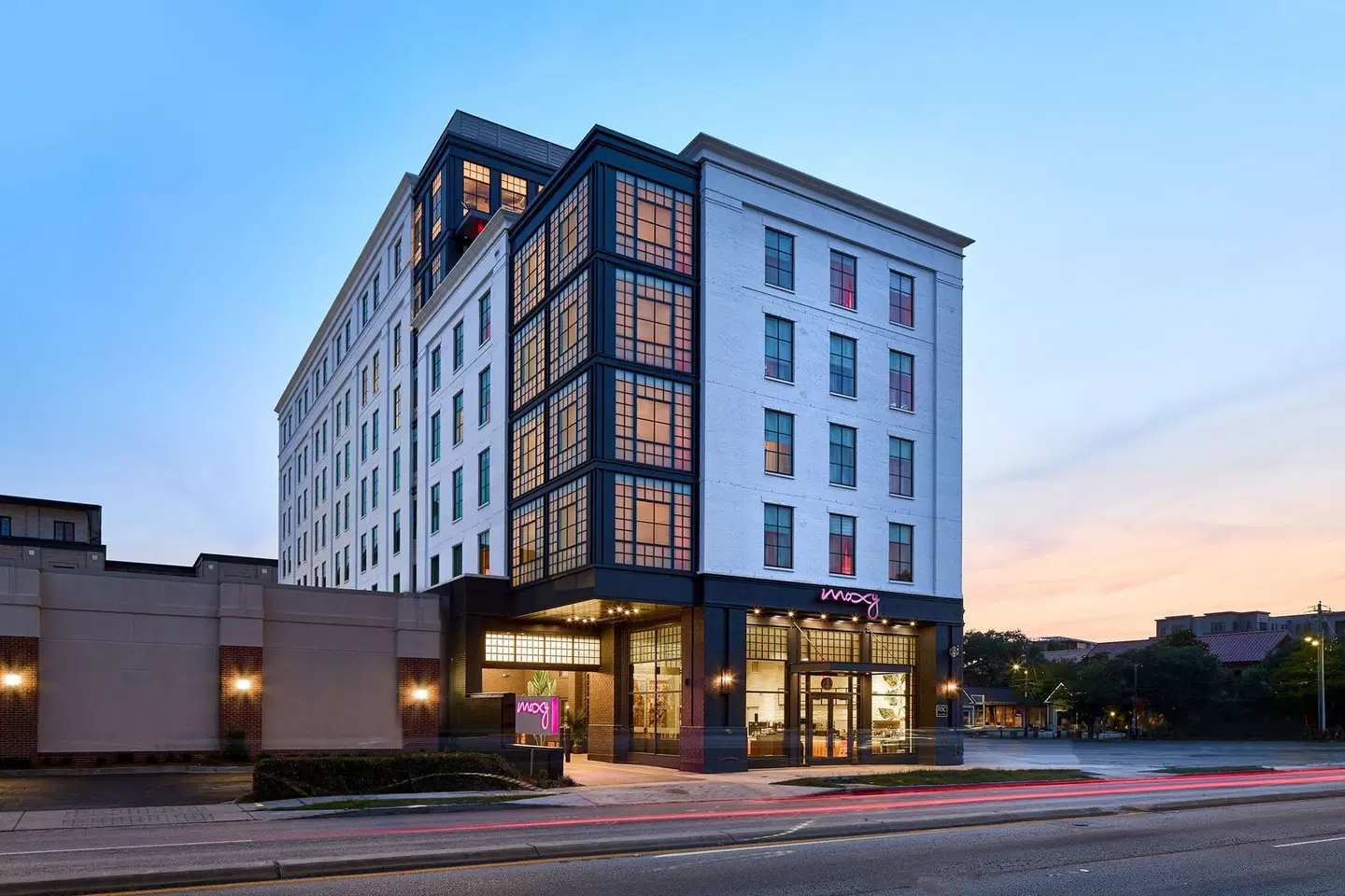 Moxy Charleston Downtown EXTERIOR