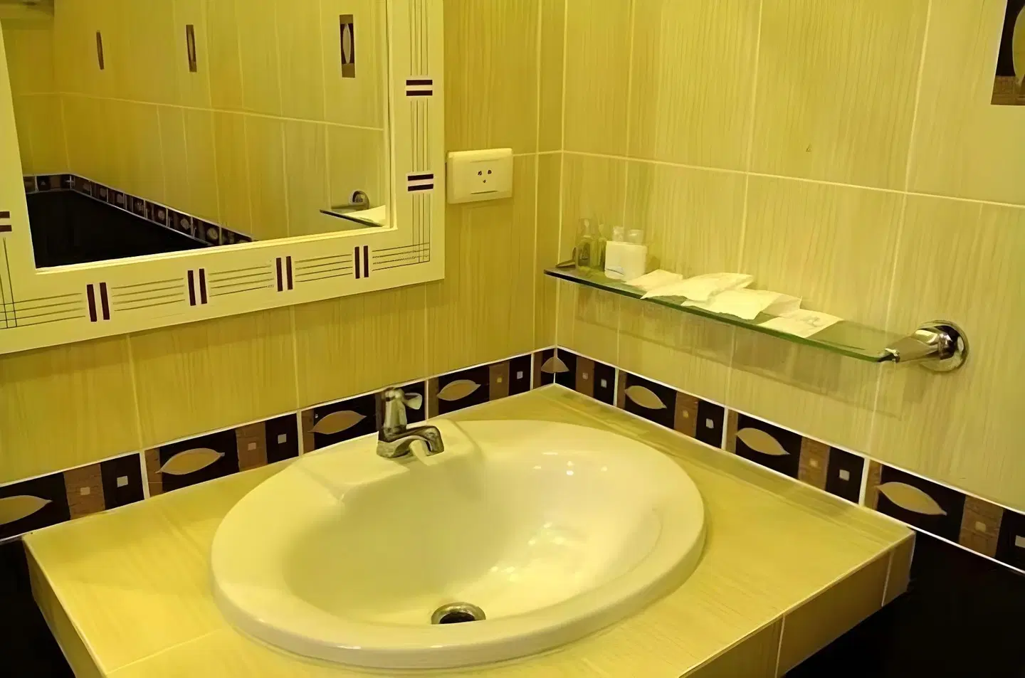 Kata Noi Resort Badezimmer