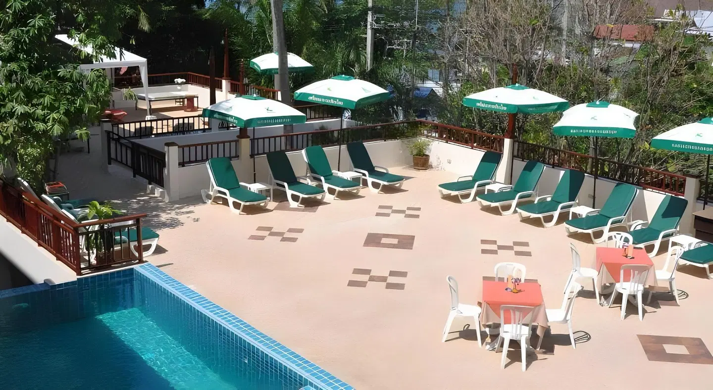 Patong Lodge OUTDOOR_POOL