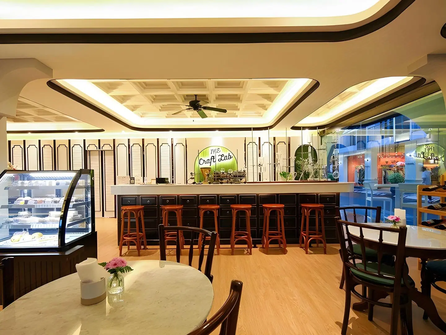 Anona Beachfront Phuket Resort Bar