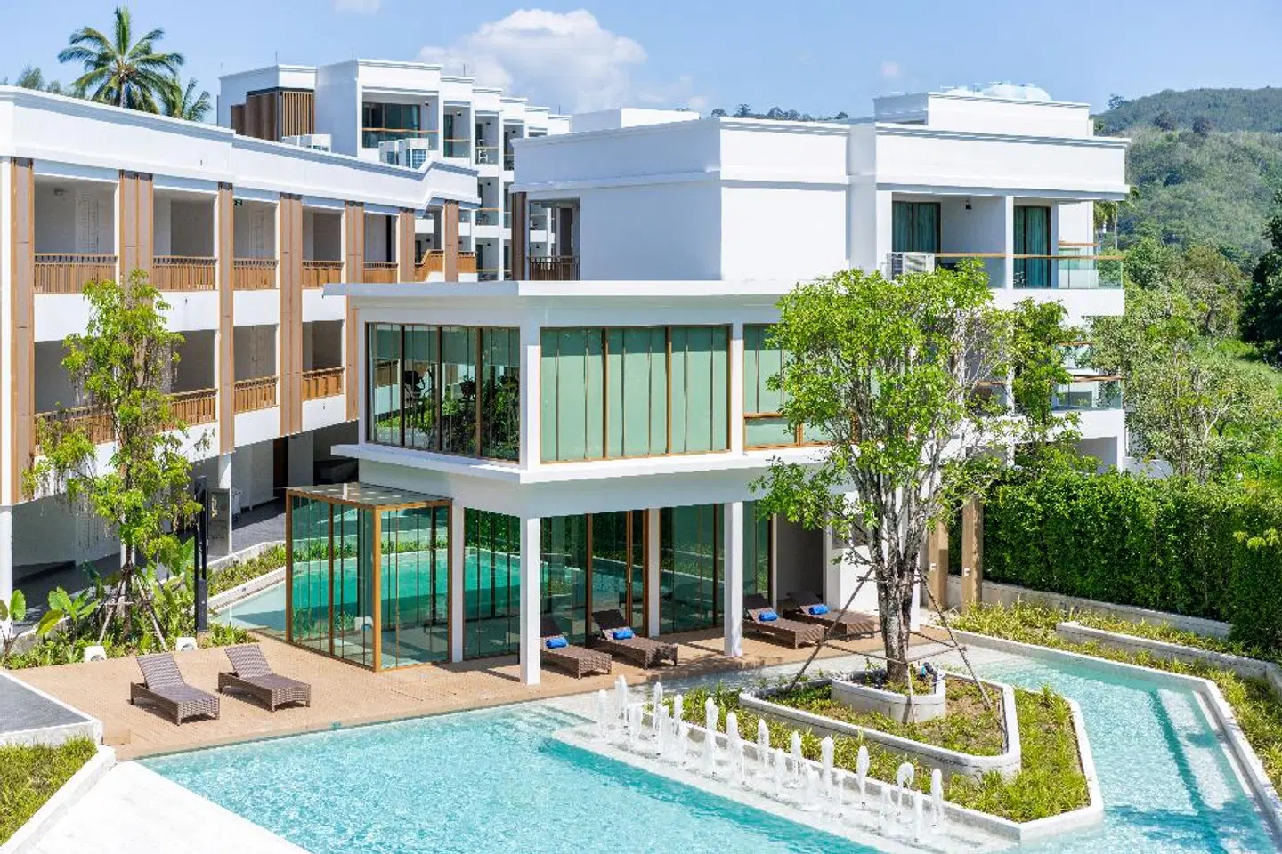 Bella Nara Phuket Naiyang Beach OUTDOOR_POOL