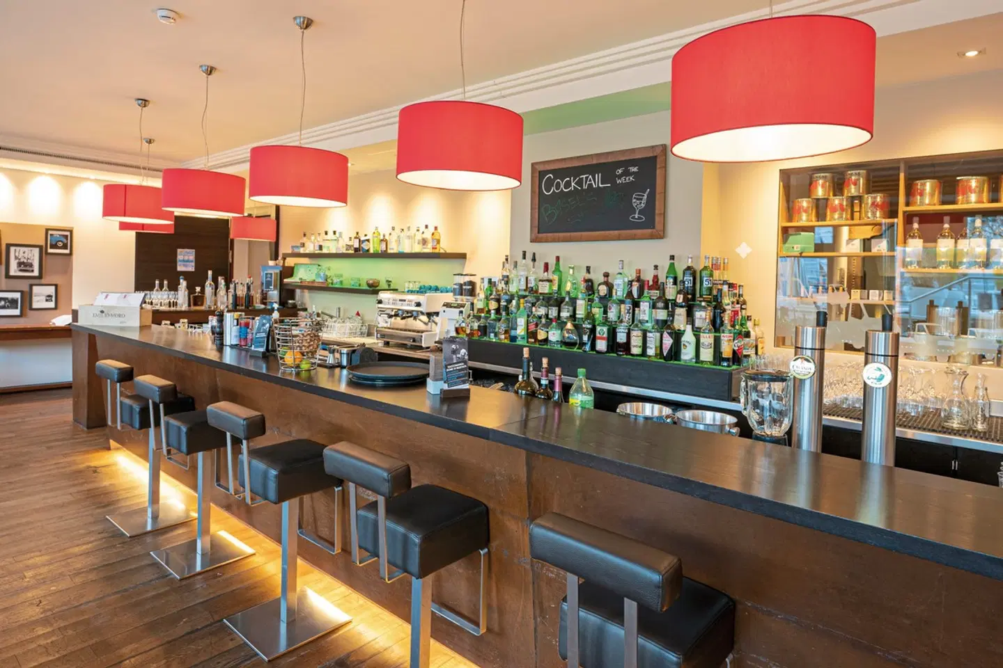 signinahotel Bar