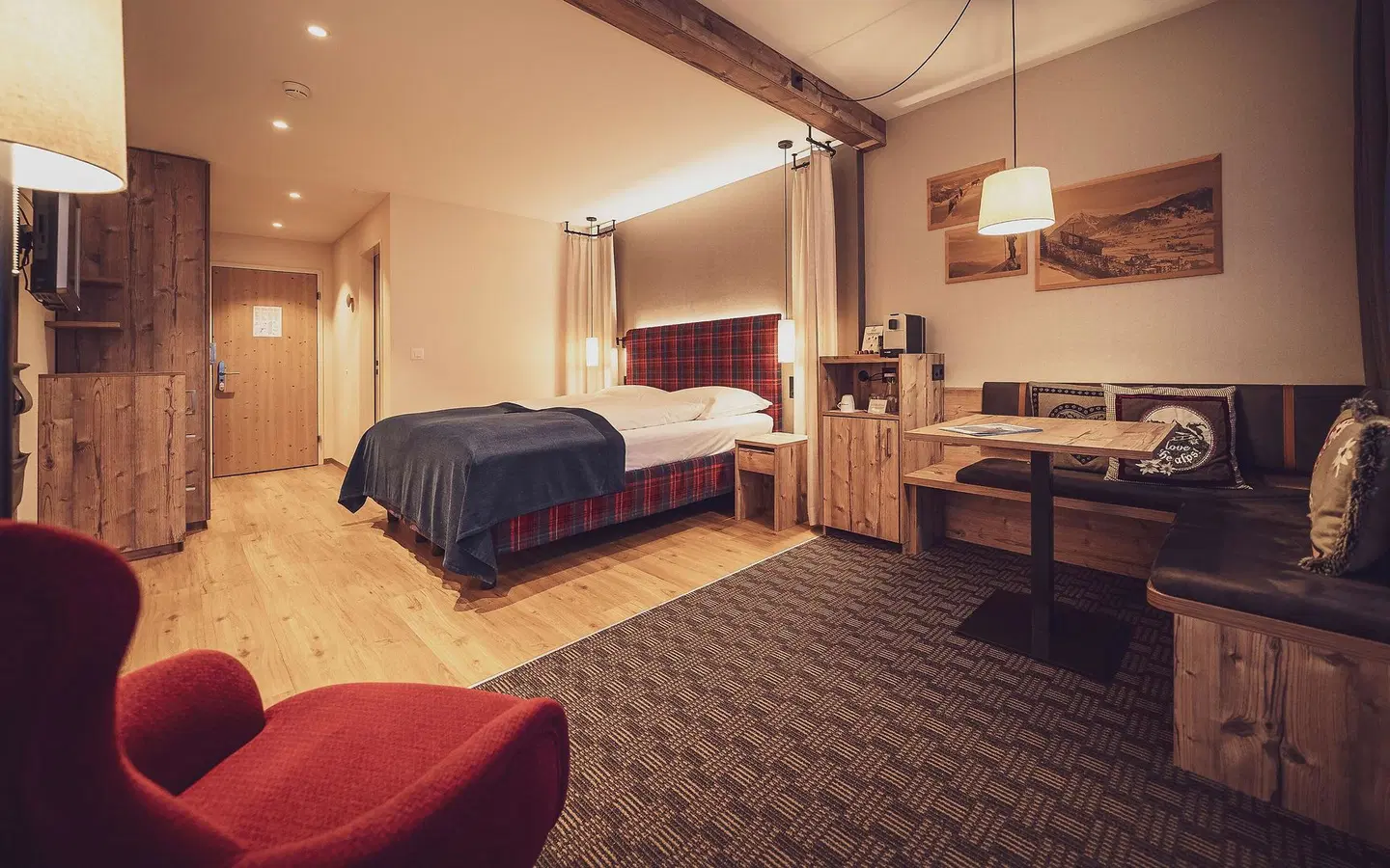 Mountain Plaza Hotel ROOM_EXAMPLE
