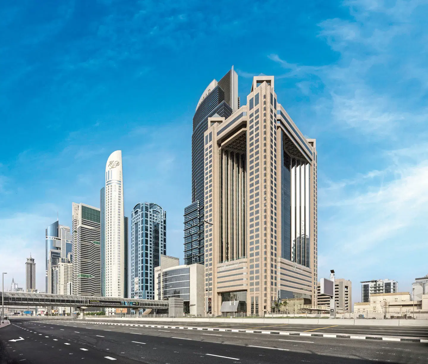 Fairmont Dubai EXTERIOR