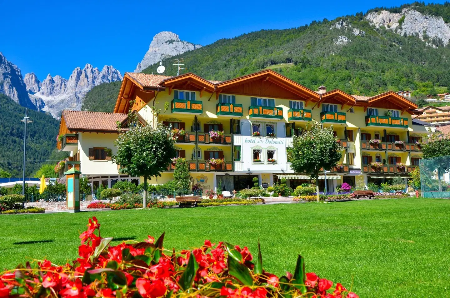 Alle Dolomiti EXTERIOR