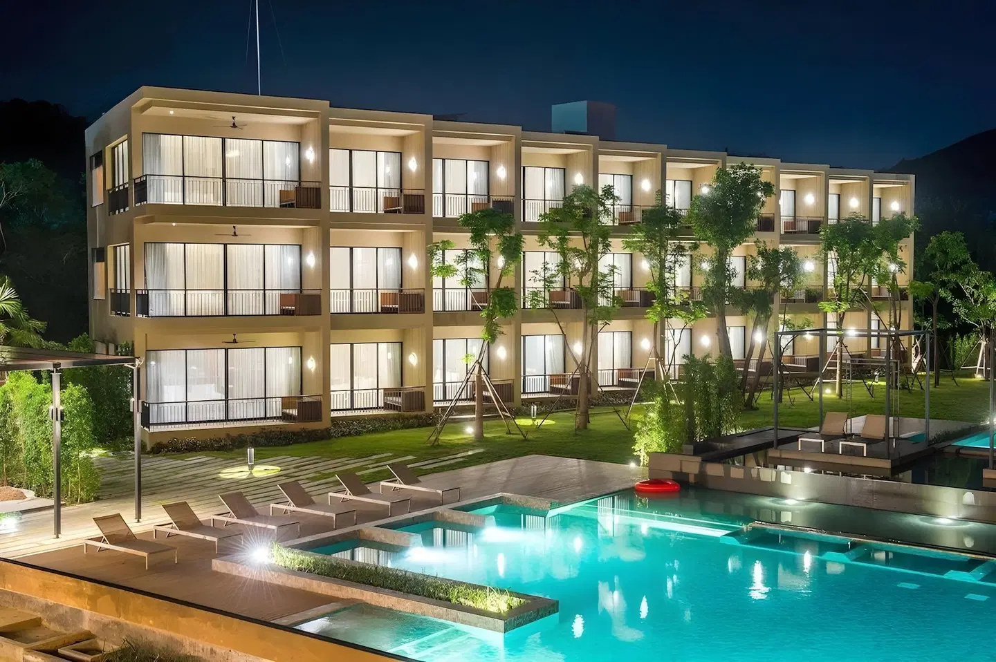 The Gallery Hotel Nai Harn OUTDOOR_POOL