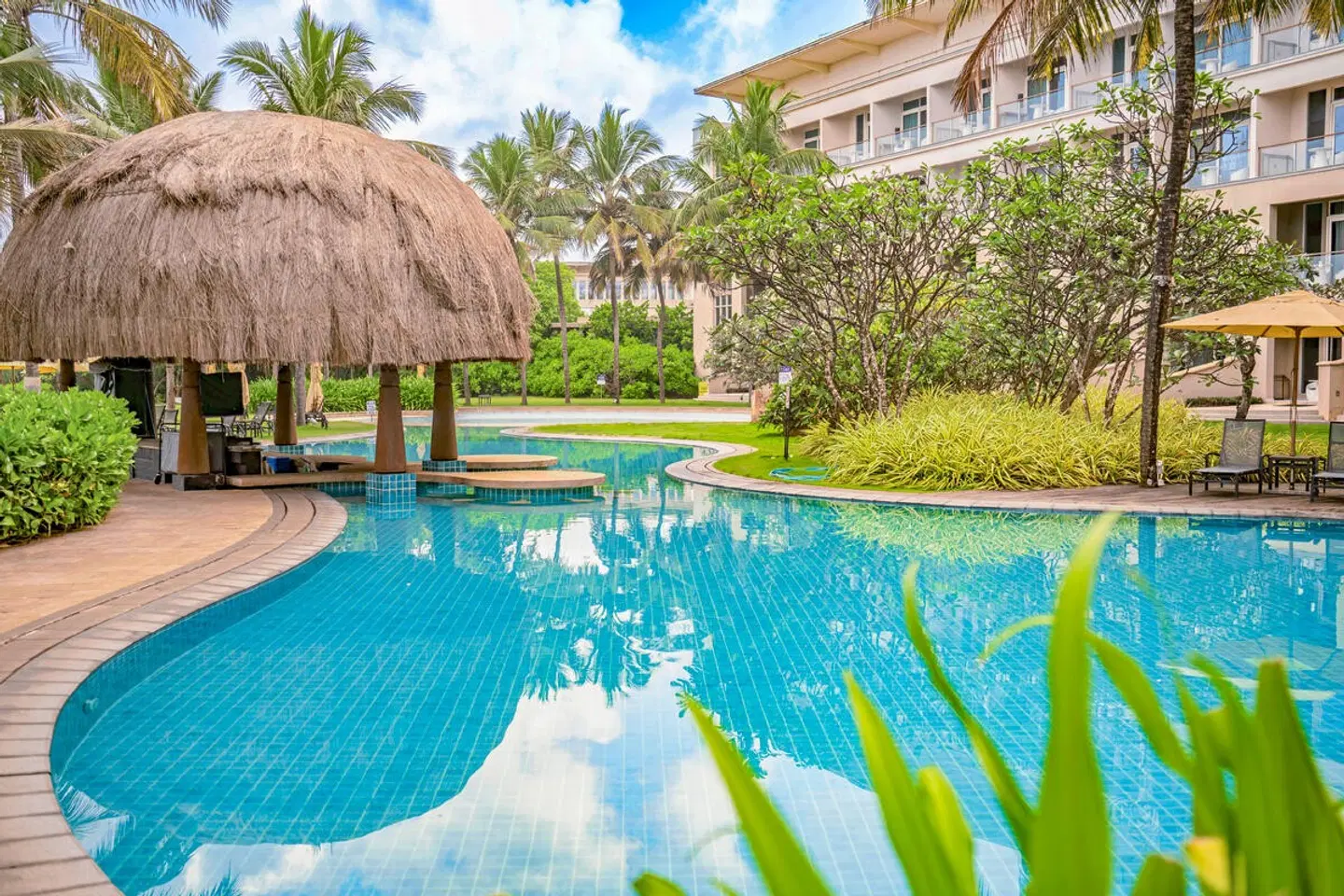 Sentido Heritance Negombo OUTDOOR_POOL