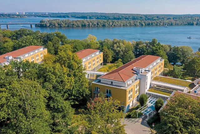 Seminaris Seehotel Potsdam EXTERIOR