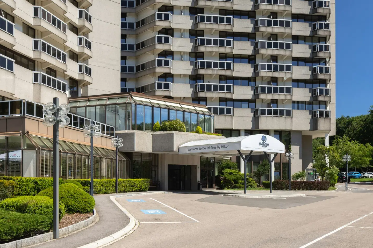 DoubleTree by Hilton Hotel Luxembourg EXTERIOR