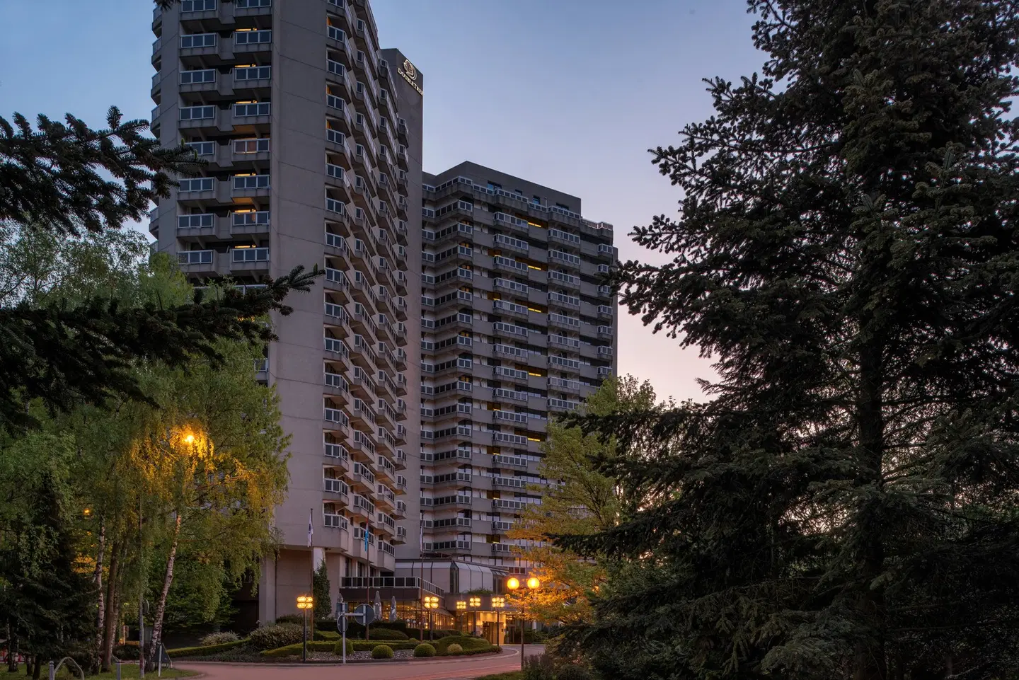DoubleTree by Hilton Hotel Luxembourg EXTERIOR