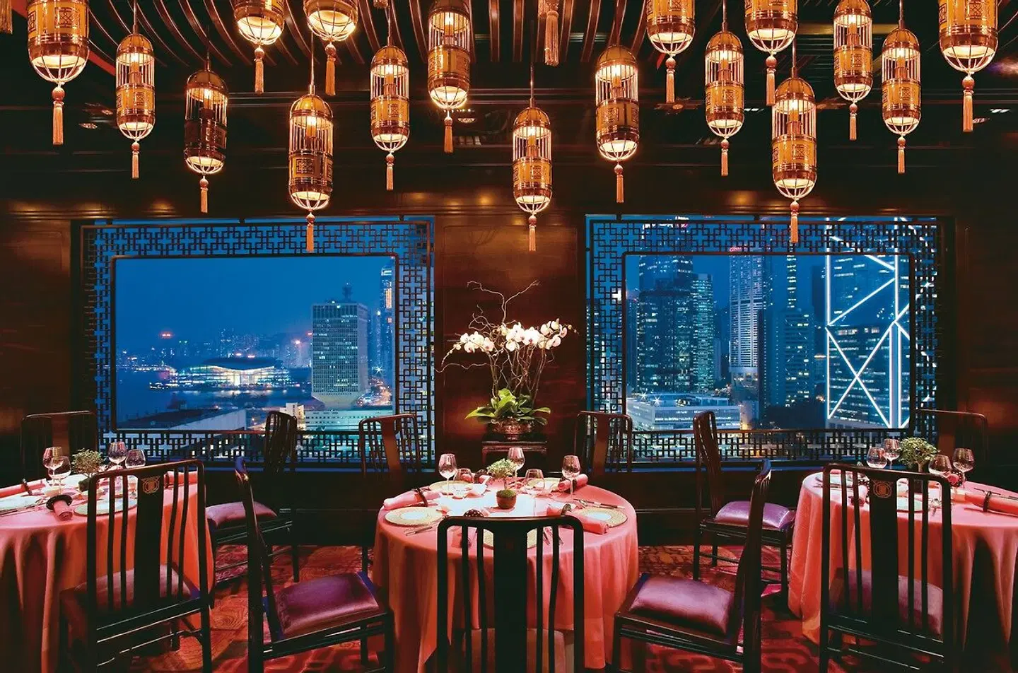 Mandarin Oriental, Hong Kong Restaurant