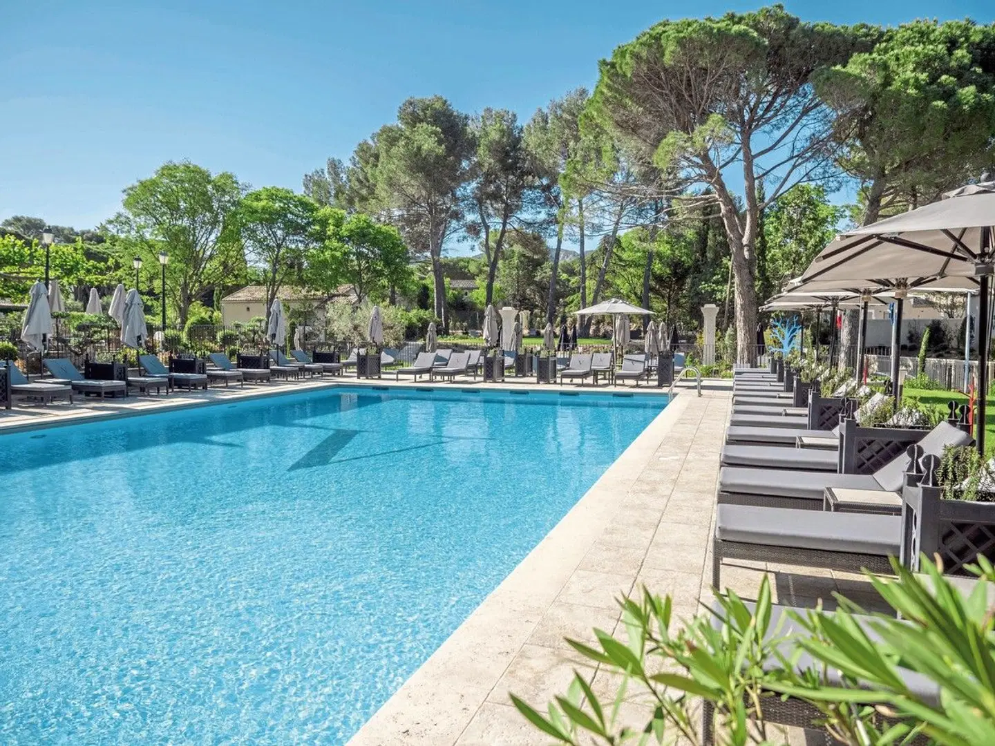 Hôtel Le Vallon de Valrugues & SPA OUTDOOR_POOL