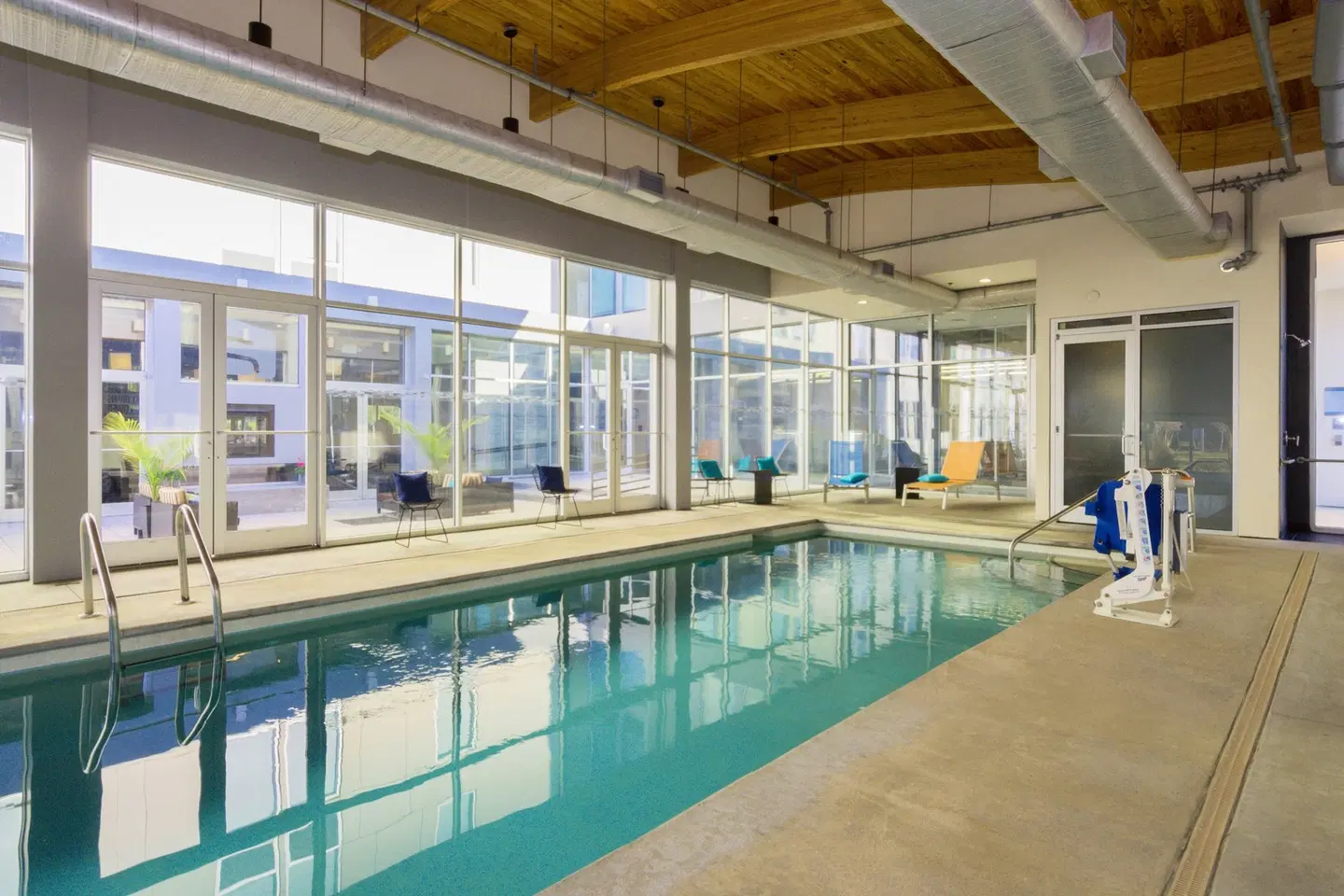 Aloft by Marriott Charleston Airport & Convention Center Hallenbad