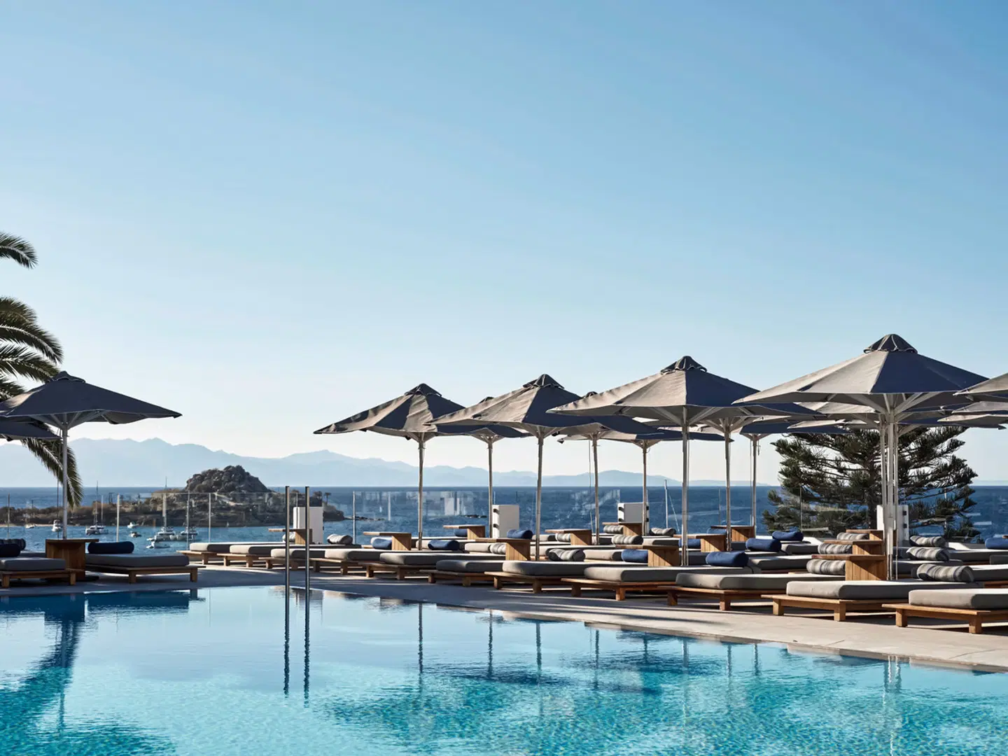 Myconian Ambassador Hotel & Thalasso Spa Center OUTDOOR_POOL