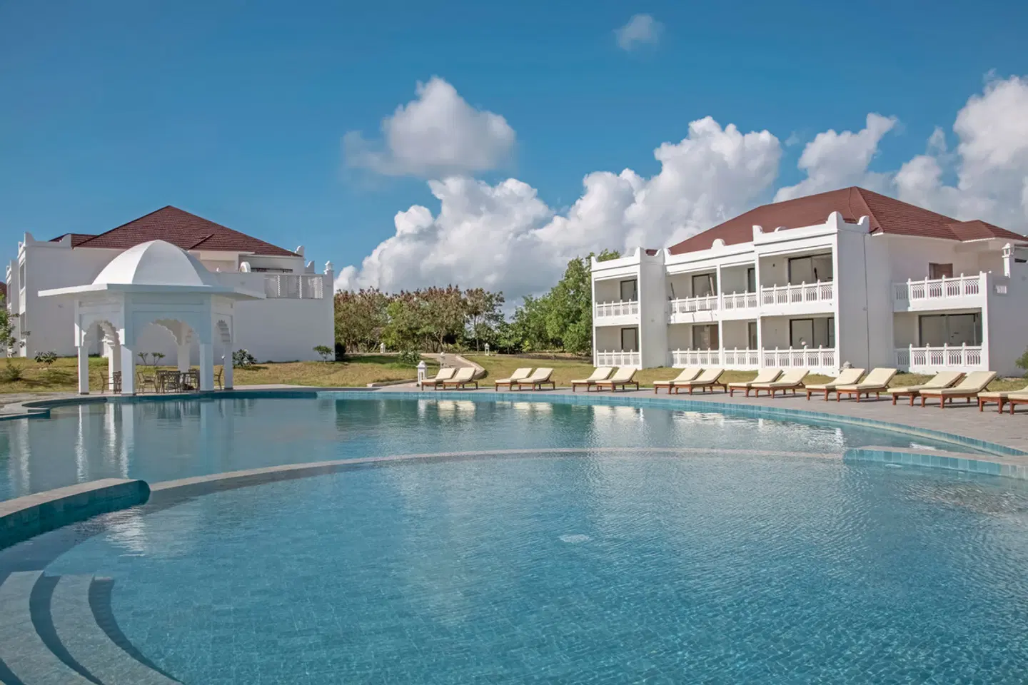 Shukran Palace OUTDOOR_POOL