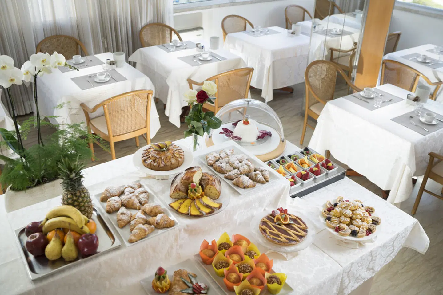 Ascot Restaurant