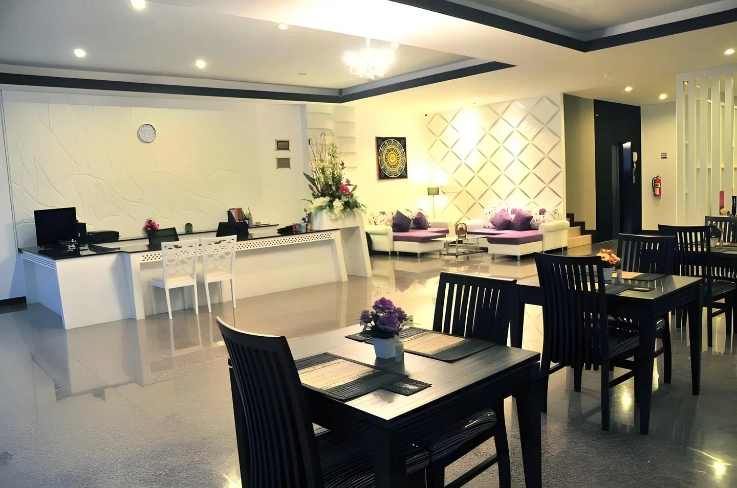 The Cocoon Patong Restaurant