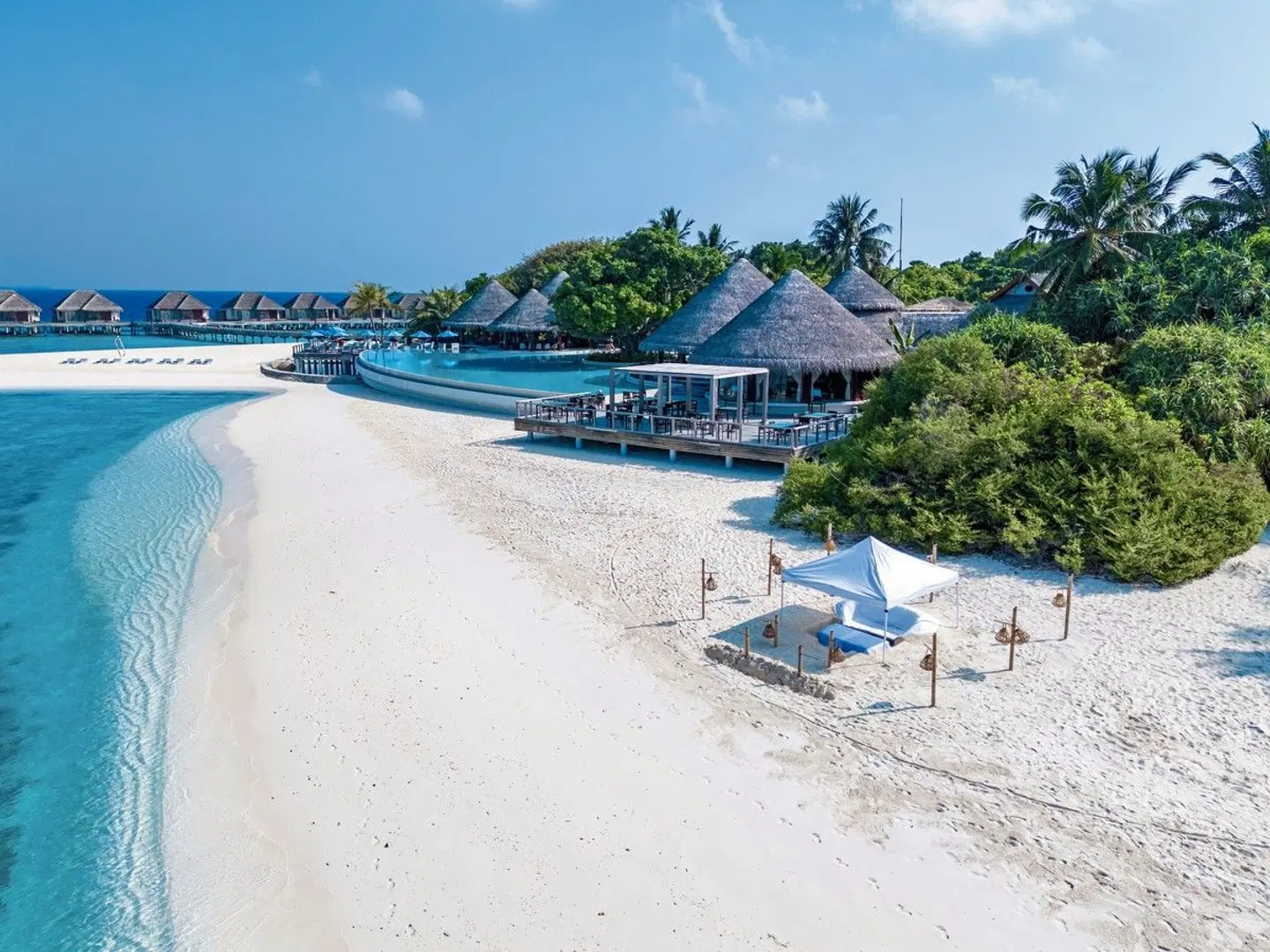 Dusit Thani Maldives Strand