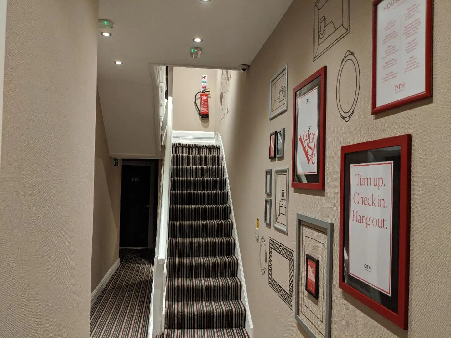 OYO Townhouse 30 Sussex LOUNGE_LOBBY