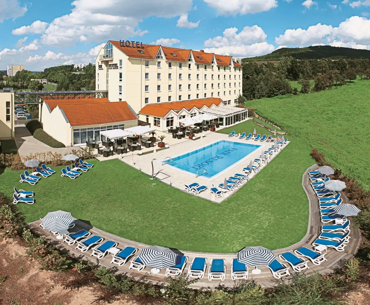 Fair Resort Hotel EXTERIOR