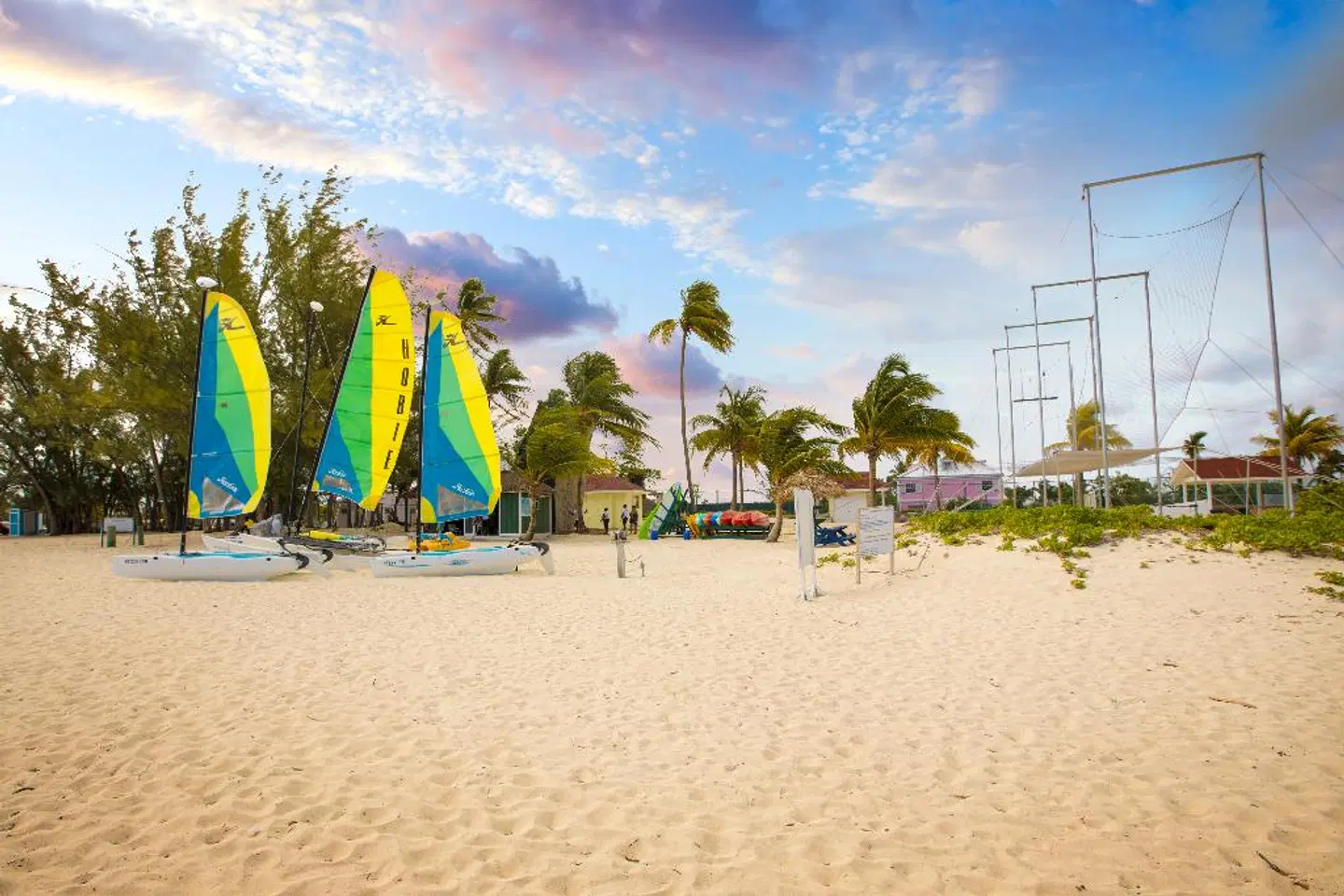 Breezes Resort & Spa, Bahamas Strand