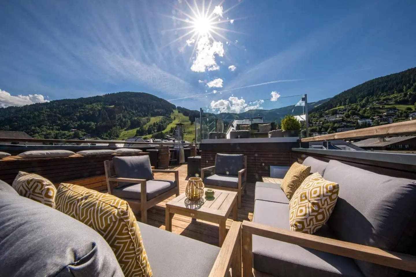 Two Timez Boutique Hotel Terrasse