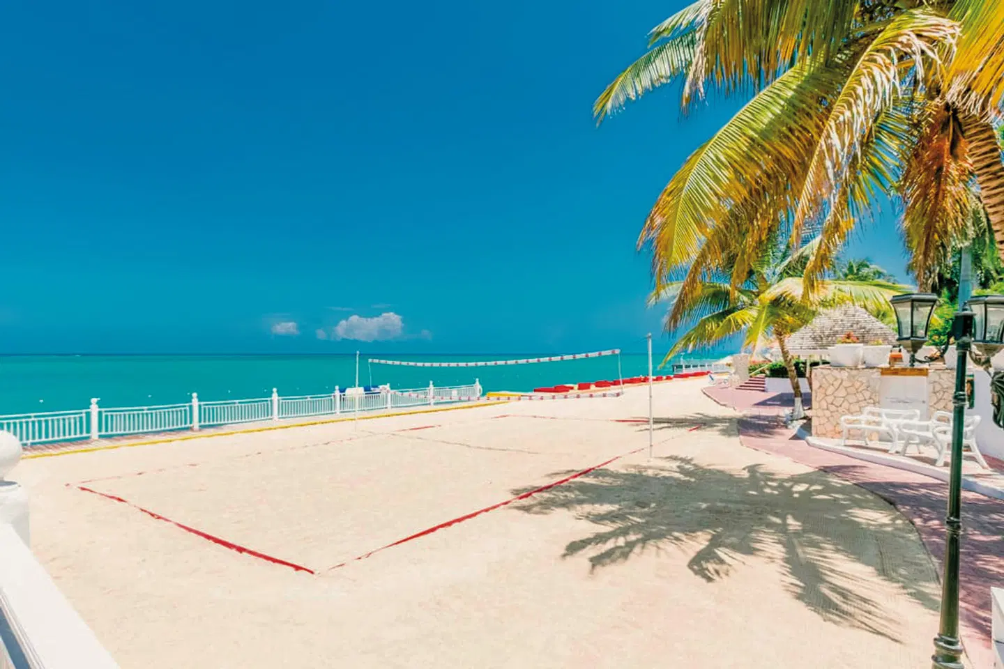 Grand Decameron Montego Beach, A Trademark All-Inclusive Resort Strand