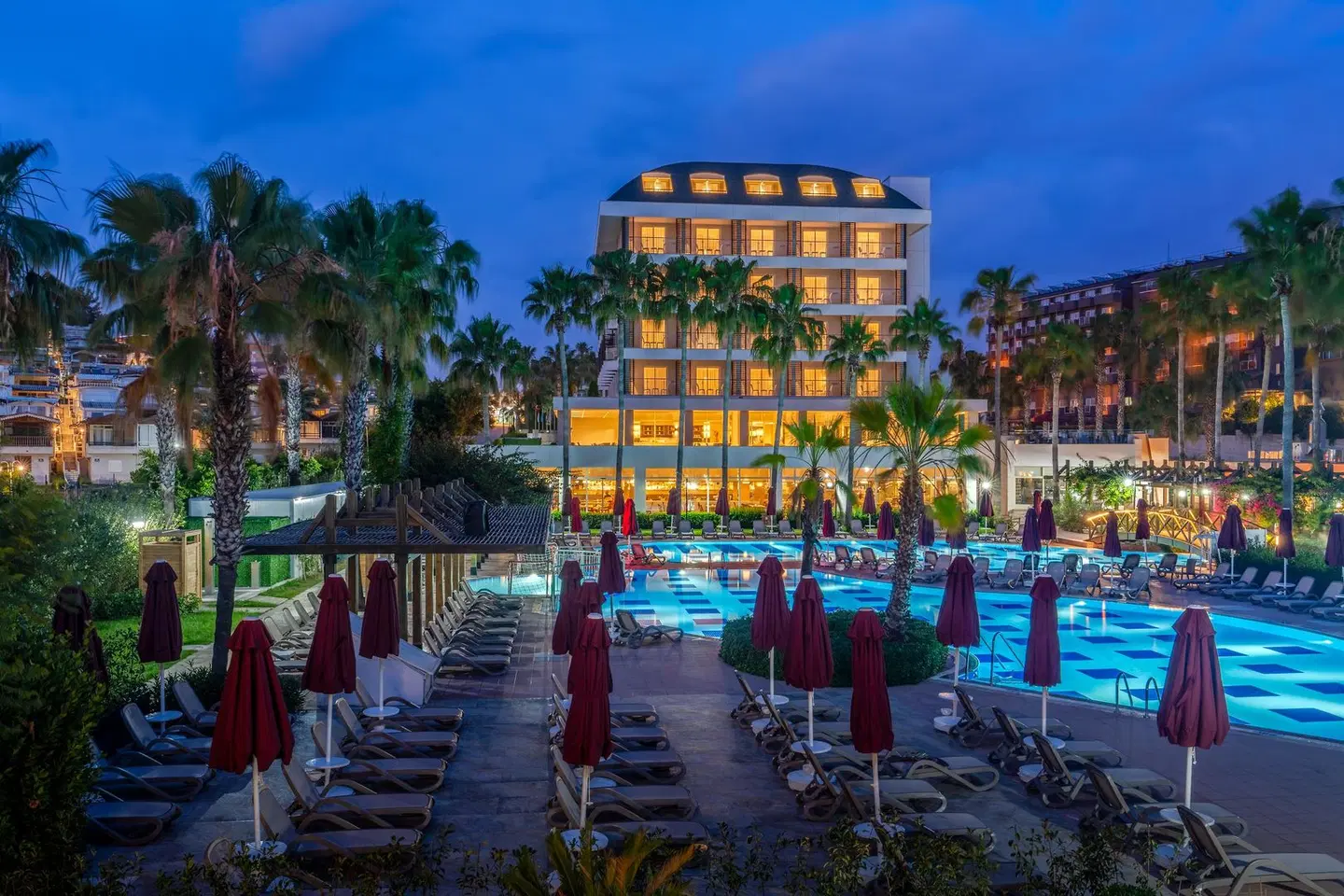 Trendy Palm Beach Adults only EXTERIOR